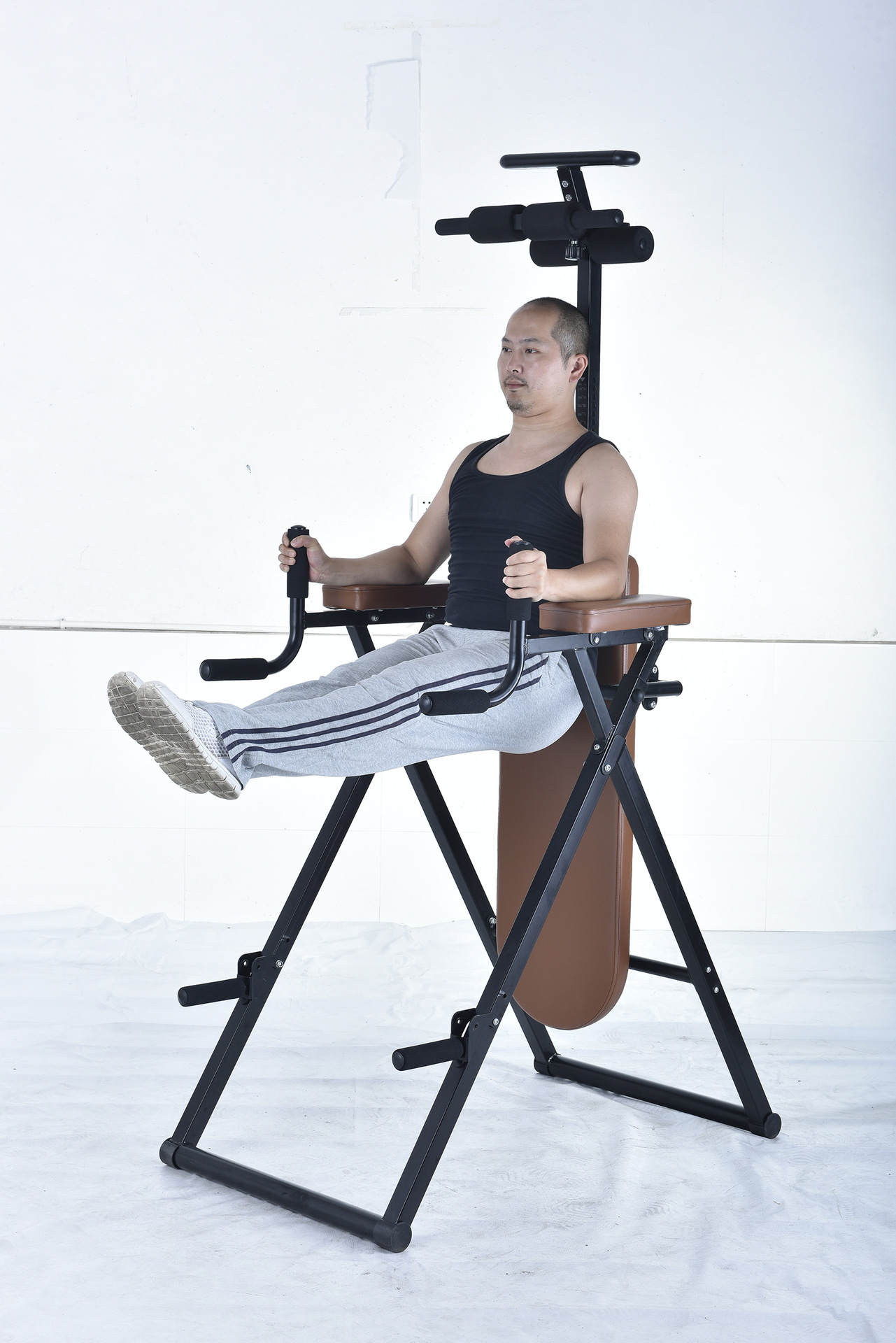 آلة الوقوف على اليدين متعددة ا - مراجعة Inversion Table Fold وسعره