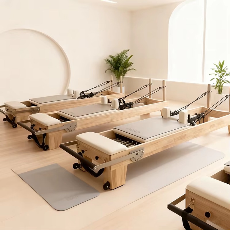 سرير بيلاتس ريفورمر للتدريب ال - مراجعة Pilates Yoga Lab وسعره
